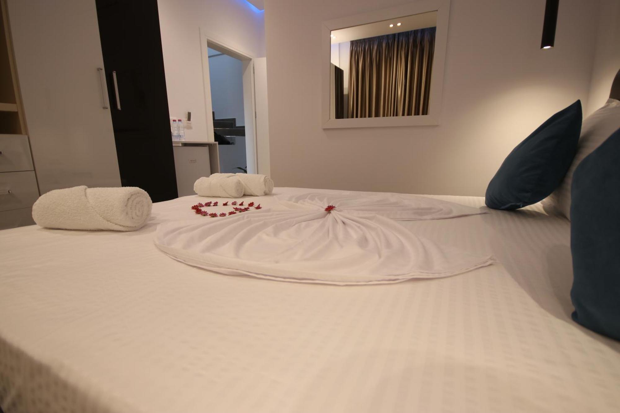 Klea Rooms Himarë Eksteriør billede